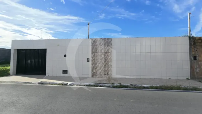 Casa à Venda na Barra dos Coqueiros
