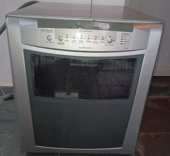 Máquina Lava louças 8 serviços Brastemp 220v