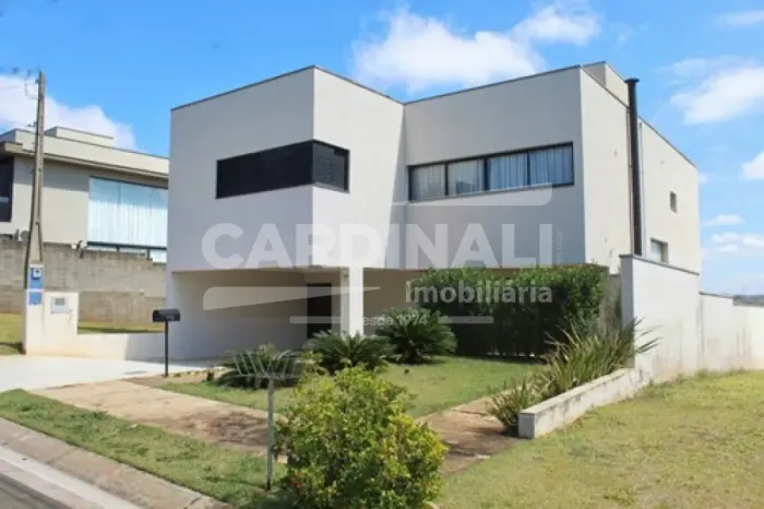 Casa com 3 suítes à venda e para locação no Swiss Park em Campinas/SP