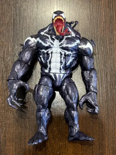 MARVEL LEGENDS MONSTER VENOM BAF COMPLETO