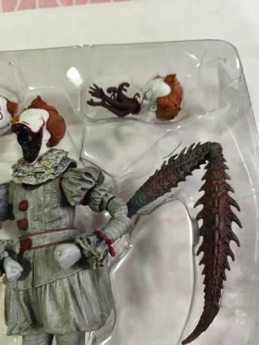 Boneco colecionável Pennywise