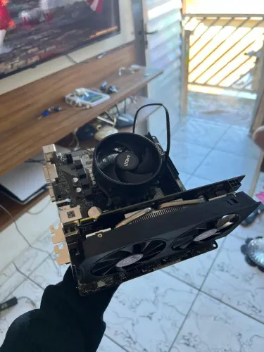 Computador de Entrada AMD