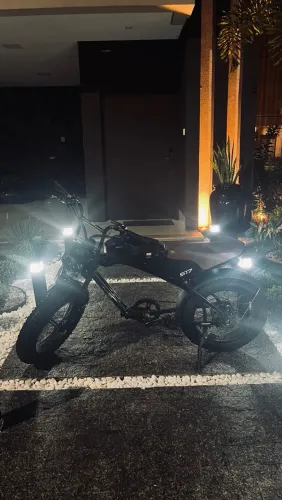 Moto elétrica Sem-nova