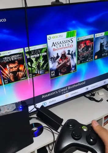 Xbox 360 - 83 Jogos - HD 500GB - 2 Controles - Novo