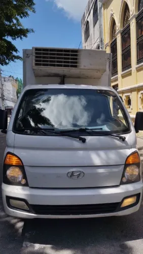 Hyundai HR baú Refrigerado