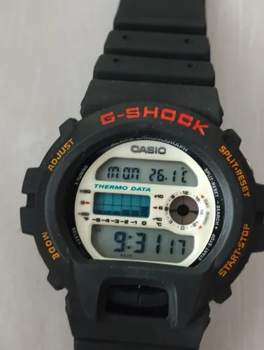 Casio G-Shock DW 6100 ano 90 temperatura Japão