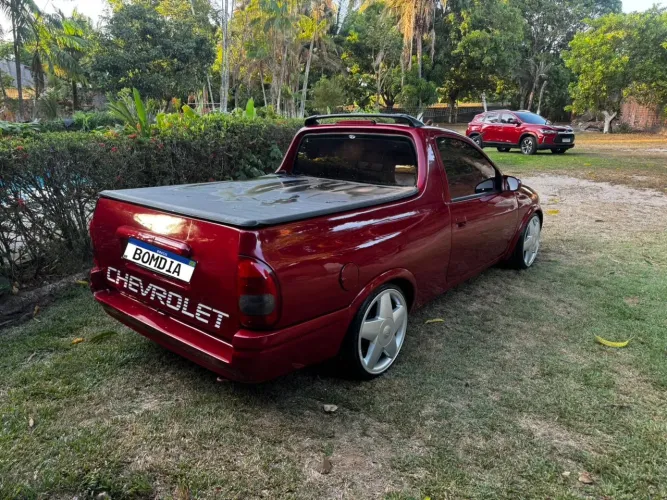 Chevrolet Corsa Pick-up Std/ Rodeio 1.6 MPFI 2003