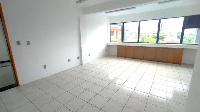 Venda de Salas/Conjuntos em Esteio-RS, bairro Centro