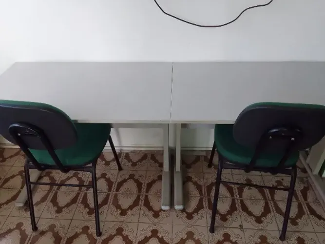 Mesas e Cadeiras Para escritórios e aulas