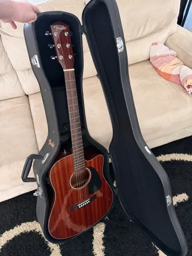 Fender cd-60ce all mahogany