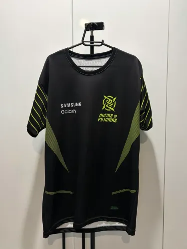 Camisa Ninjas in Pyjamas - Gamer