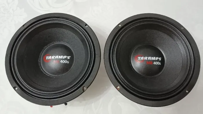 Par Woofer Taramps MB400S de '8p' Médio Grave 200W RMS e 400W Musical