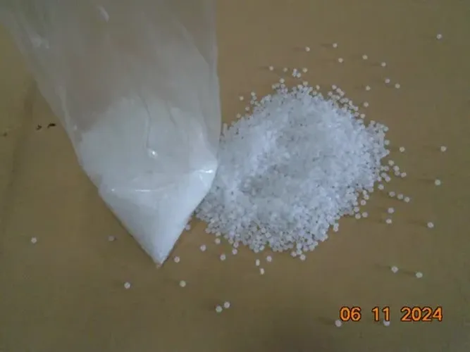 PolietilenoPEAD  Novo-10ton-R$.6.50kg-cristal granulado