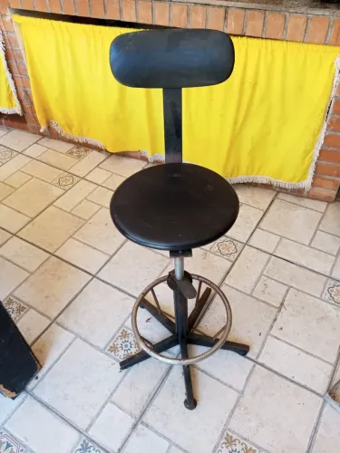 Banco Giratório (DEFEITO)