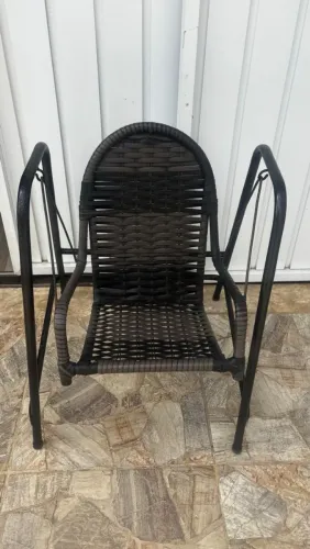 Cadeira de balanço infantil