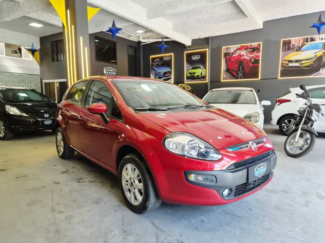 Fiat Punto Attractive 1.4 Fire Flex 8V 5P 2013