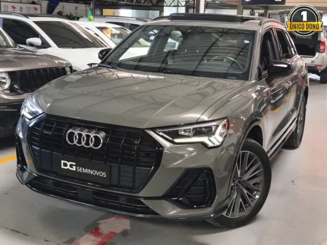 Audi Q3 SPB Perf. Black 2.0 TFSI Tipt. Quat. 2023