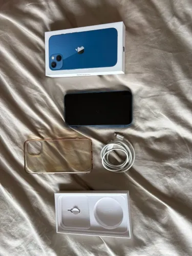 Apple iPhone 13 (256 Gb) Azul - Usado Excelente Com Capa Nacional Anatel