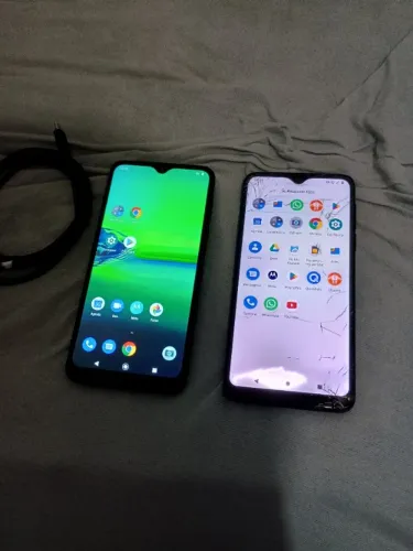 Vendo dois celulares leia descrição peças ou consertos