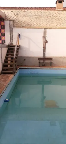 Casa de 365m² com 04 quartos para locação e venda - Centro em Sertãozinho