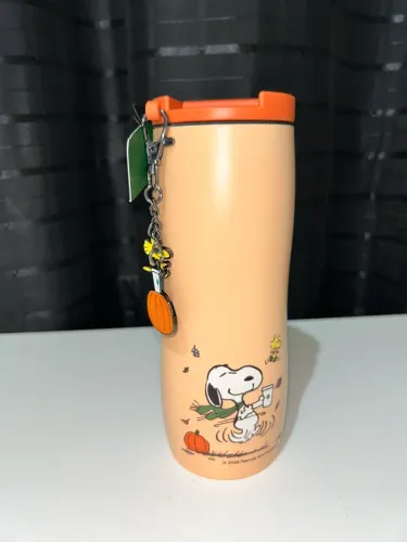 Starbucks snoopy copo laranja