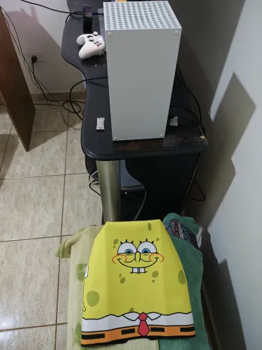 Vendo x box série x branco digital novo na caixa