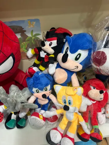 Sonic de pelúcia