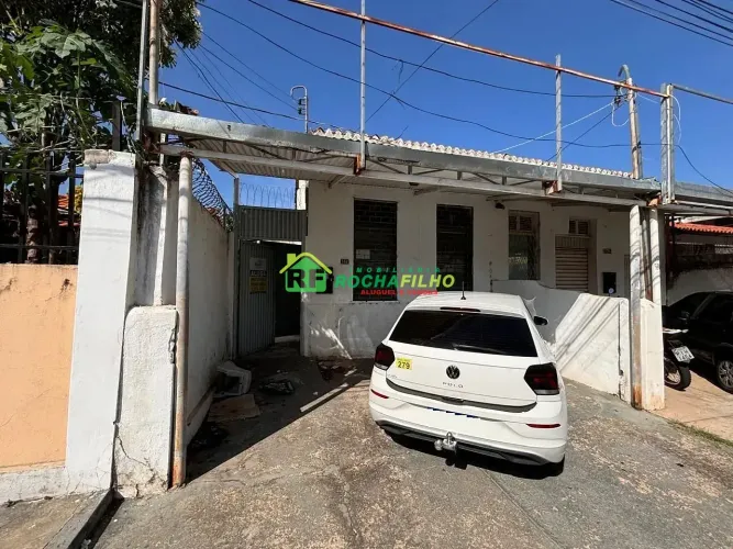 Casa com 3 dormitórios para alugar, 60 m² por R$ 1.100,00/mês - Centro - Teresina/PI