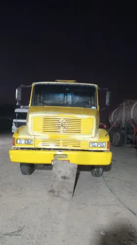 Caminhão Mercedes Benz 1418