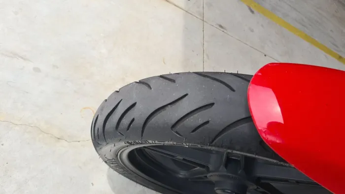 Cb300r conservada 