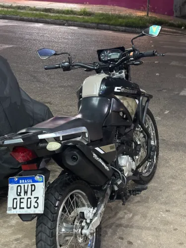 Yamaha crosser em perfeito estado 