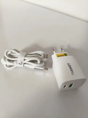 Carregador 33W Fast Charge com tecnologia GAN + Cabo USB-C USB-C Trançado