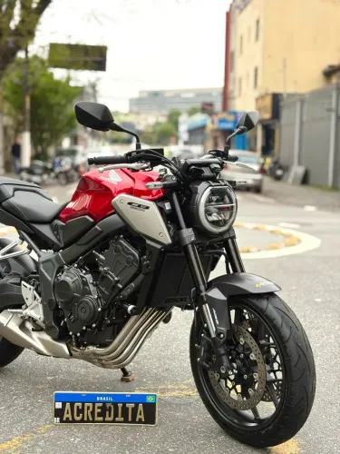 Honda CB 650r 2024