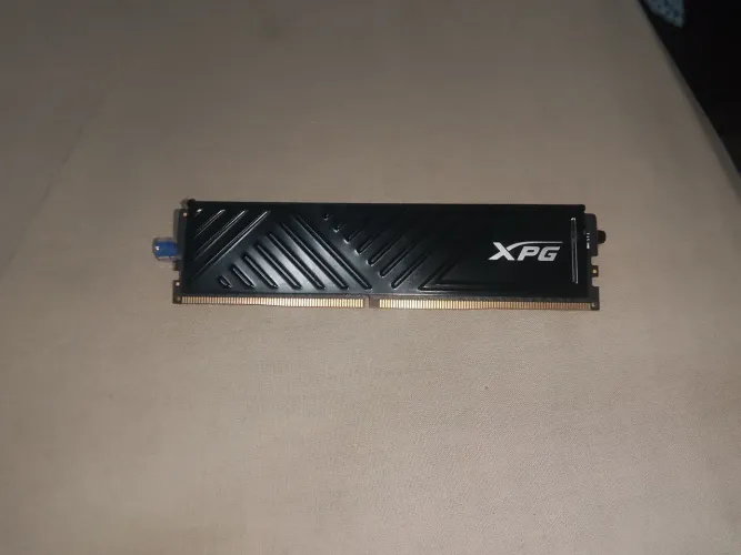 Vendo memória DDR4 XPG