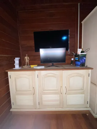 Buffet / Armário de Madeira - Estilo Clássico e Super Resistente