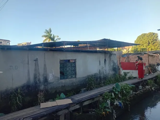 Casa em construção a venda nova esperança