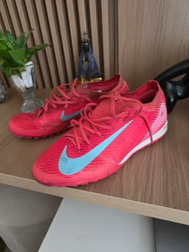 Chuteira Nike mercurial vapor 16 pro society