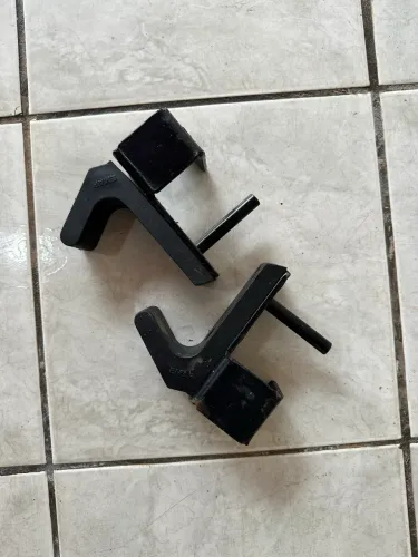 Par de Suportes J-Cup Emar para Rack de Academia (Suporte de Barra)