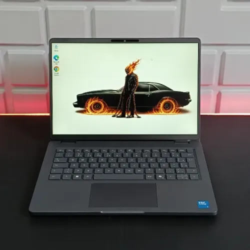 Notebook Dell Pro 14 - Core 5 - 16GB DDR5 - SDD Nvme - Tela IPS - Windows 11 Pro