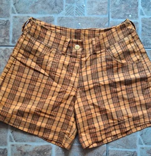 Short xadrez feminino tamanho M