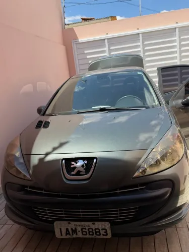 Peugeot 207 Sedan Passion XS 1.6 Flex 16V 4P AUT 2011