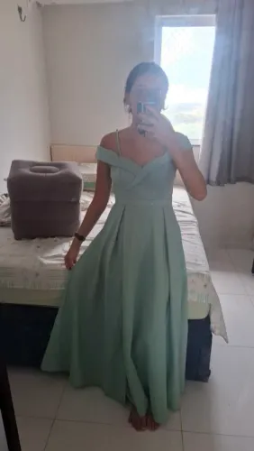Vestido de festa verde claro