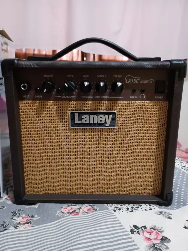 Amplificador para violão Laney La15c