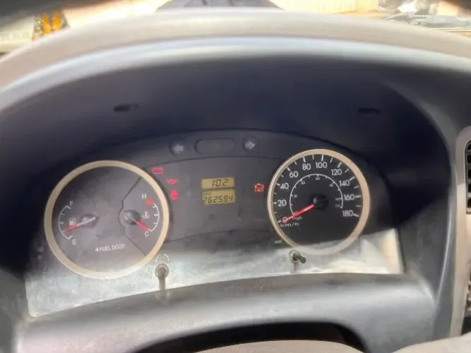 Caminhão Hyundai HR HDB