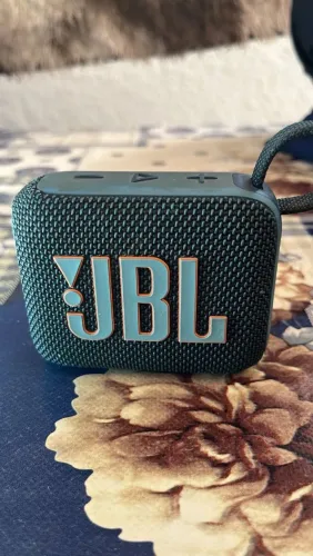JBL Go4