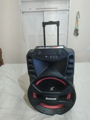 caixa de som com Bluetooth