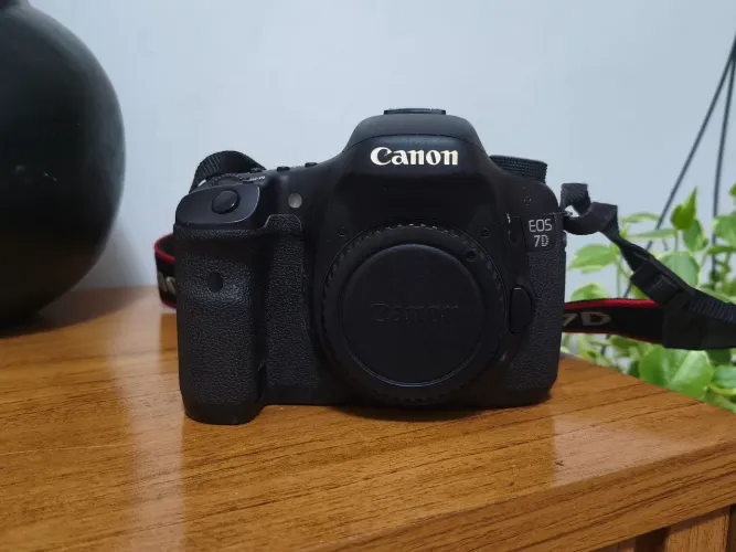 Canon 7D - 45k cliques (fotos reais)
