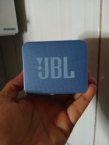 Caixa jbl original a prova d'água.