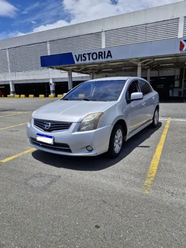 Nissan Sentra SR 2.0 Flex Fuel 16V Mec. 2012