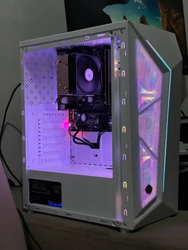 Pc Ryzen 5 5600GT, 16GB RAM, SSD 512GB